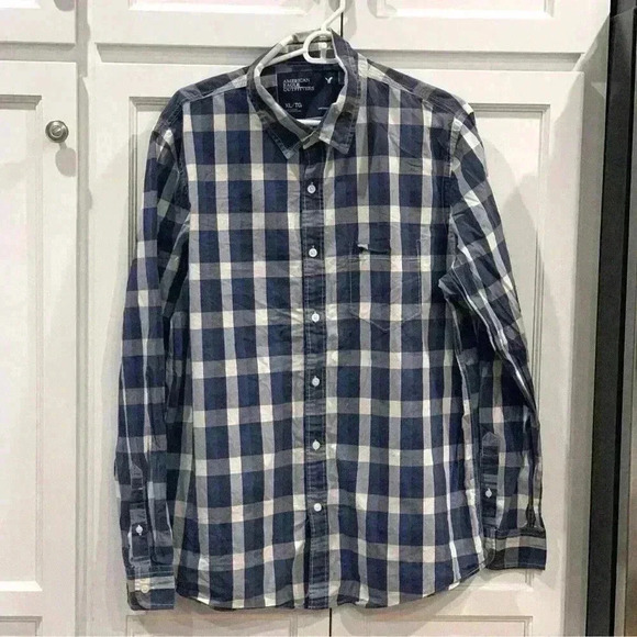 American Eagle Button Down Front XL Shirt long Sleeve Blue Plaid Vintage Fit - Picture 1 of 3